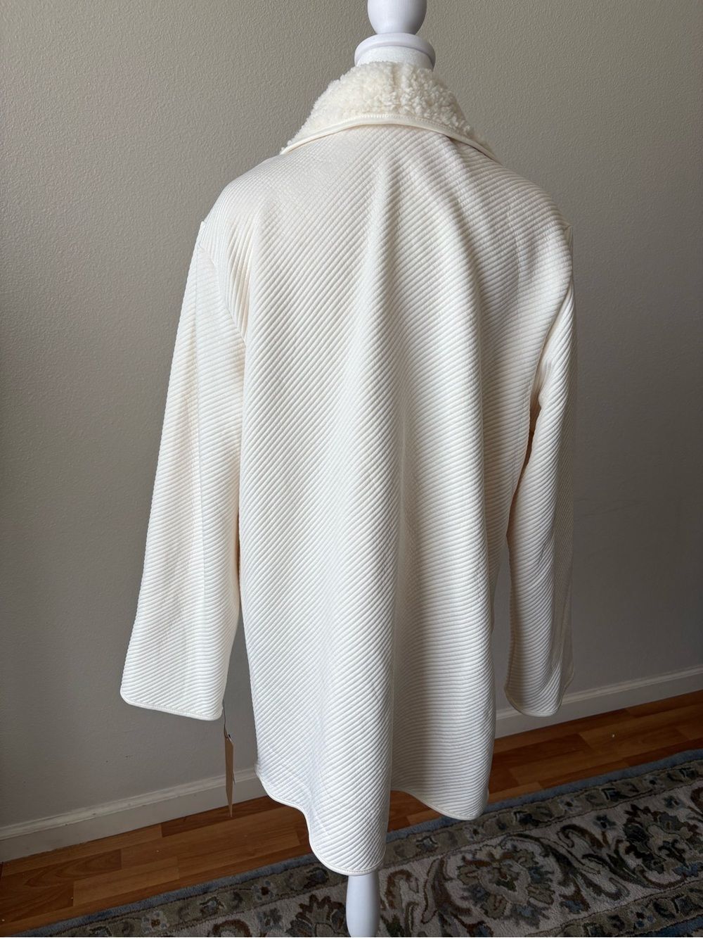 NWT Weatherproof Cream Sherpa-Trim Double-Sided Coat Size M - Picture 4 of 7